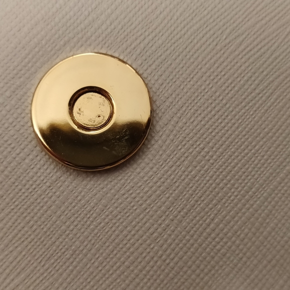 Michael Kors Small White Crossbody / Hand  Bag - Picture 10 of 13